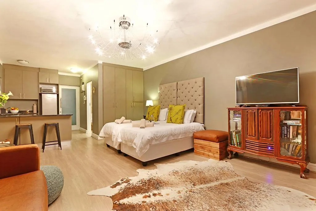 Afribode Mainhill Apartments  Cape Town